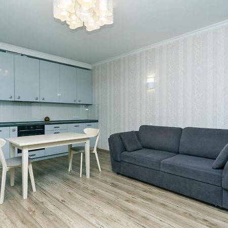 Лучшая Квартира В Броварах Brovary Buitenkant foto