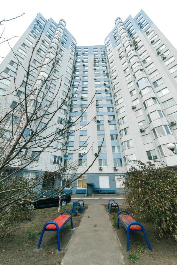 Лучшая Квартира В Броварах Brovary Buitenkant foto