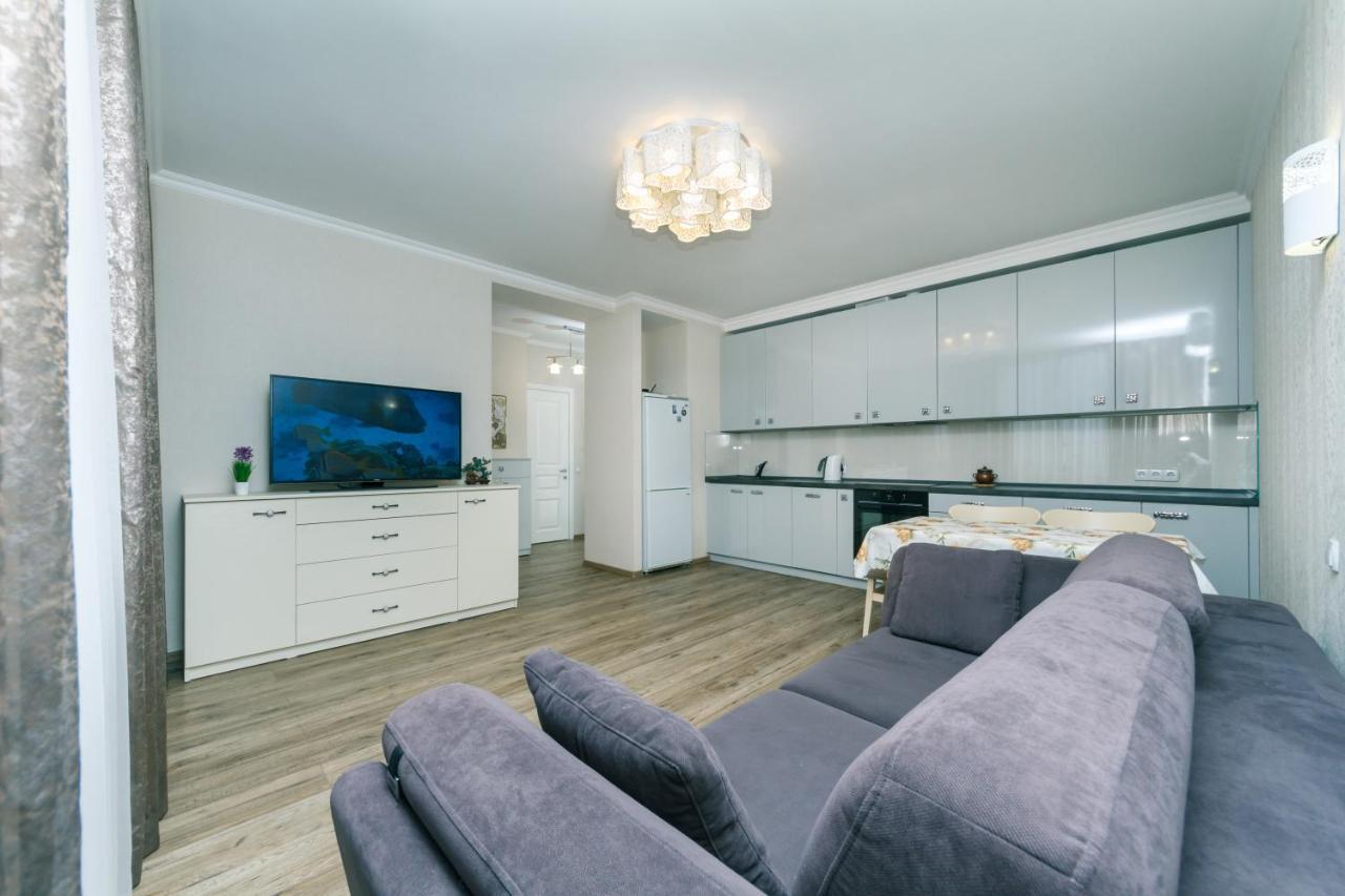 Лучшая Квартира В Броварах Brovary Buitenkant foto